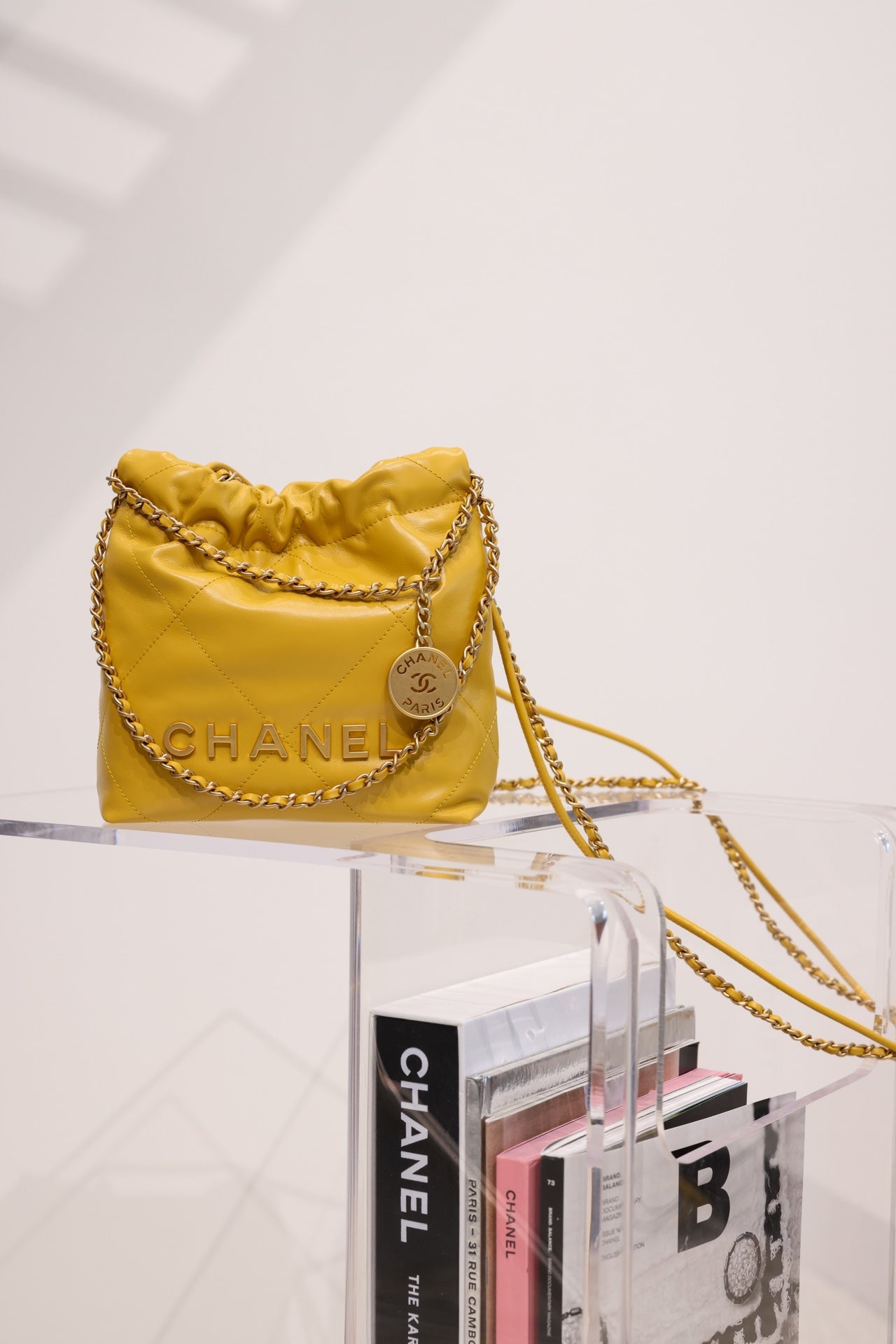 CC HOBO BAG 22 YELLOW LAMBSKIN GOLD HARDWARE