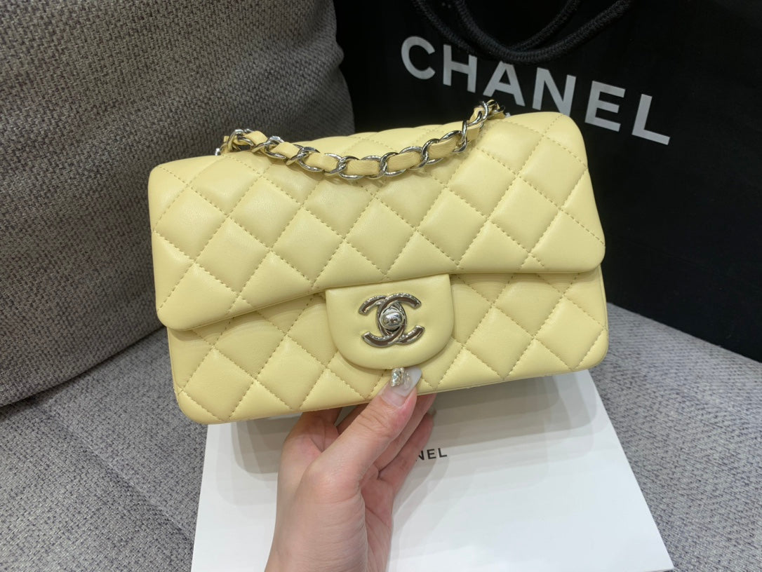 MINI RECTANGLE FLAP BAG 20CM YELLOW LAMBSKIN SILVER HARDWARE