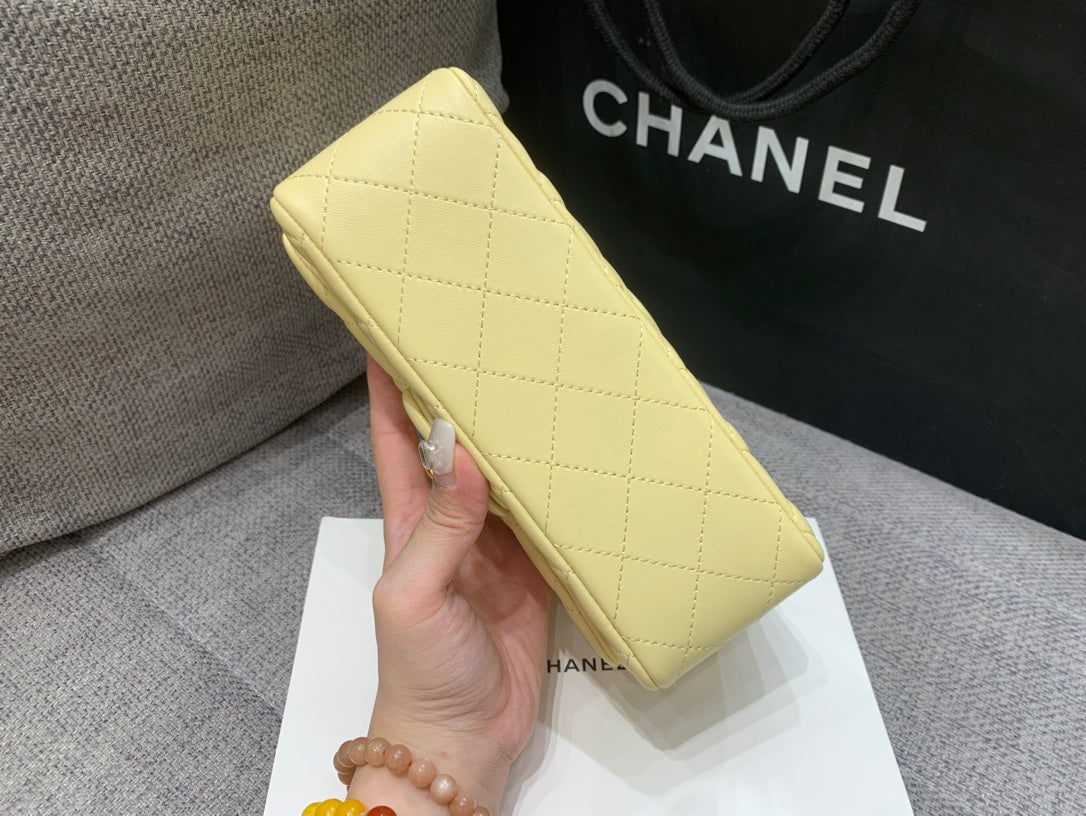 MINI RECTANGLE FLAP BAG 20CM YELLOW LAMBSKIN GOLD HARDWARE