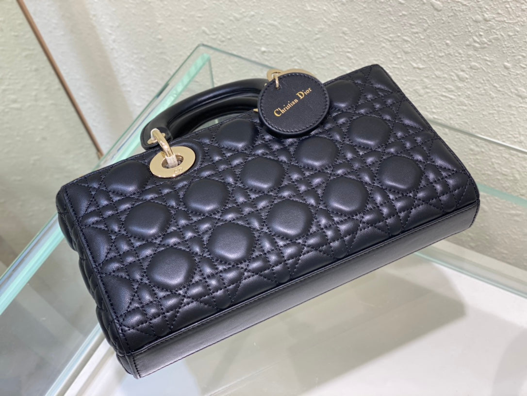 MEDIUM LADY D-JOY 26 BLACK LAMBSKIN