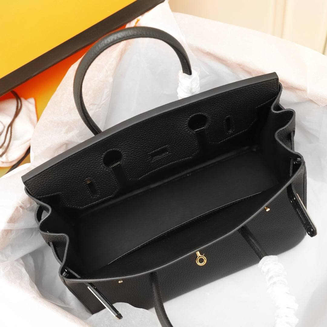 HM BIRKIN BAG 30 BLACK CALFSKIN GOLD BUCKLE