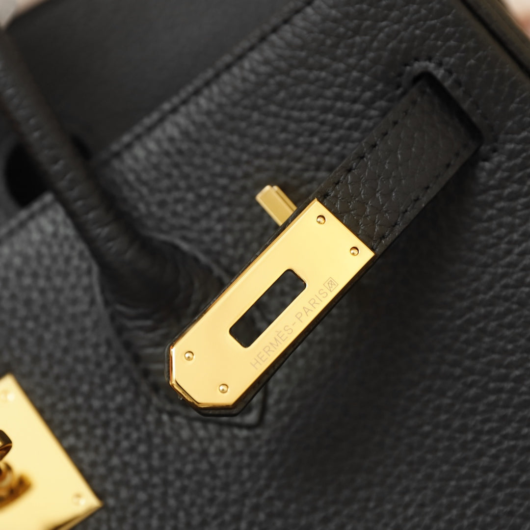 HM BIRKIN BAG 30 BLACK CALFSKIN GOLD BUCKLE