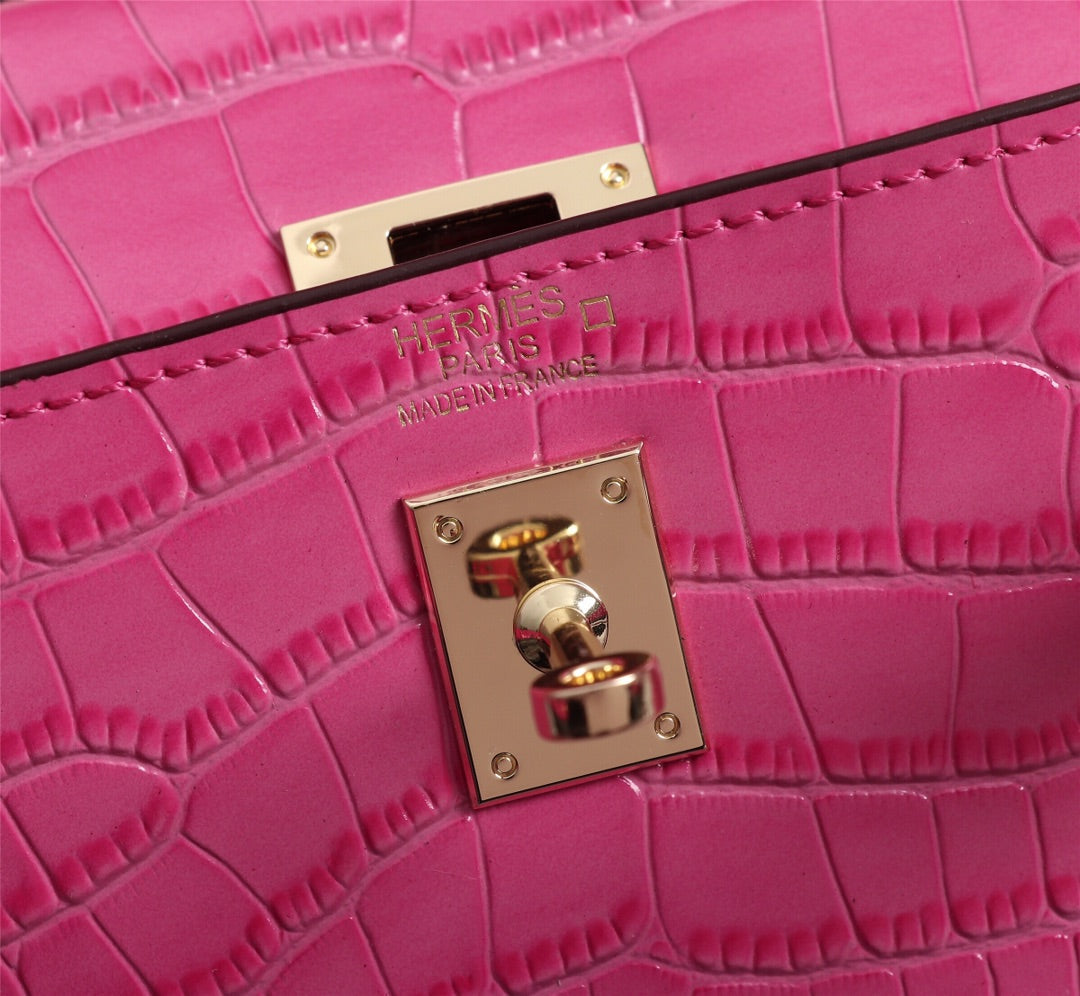 HM KELLY MINI 19 DEEP PINK ALLIGATOR GOLD BUCKLE