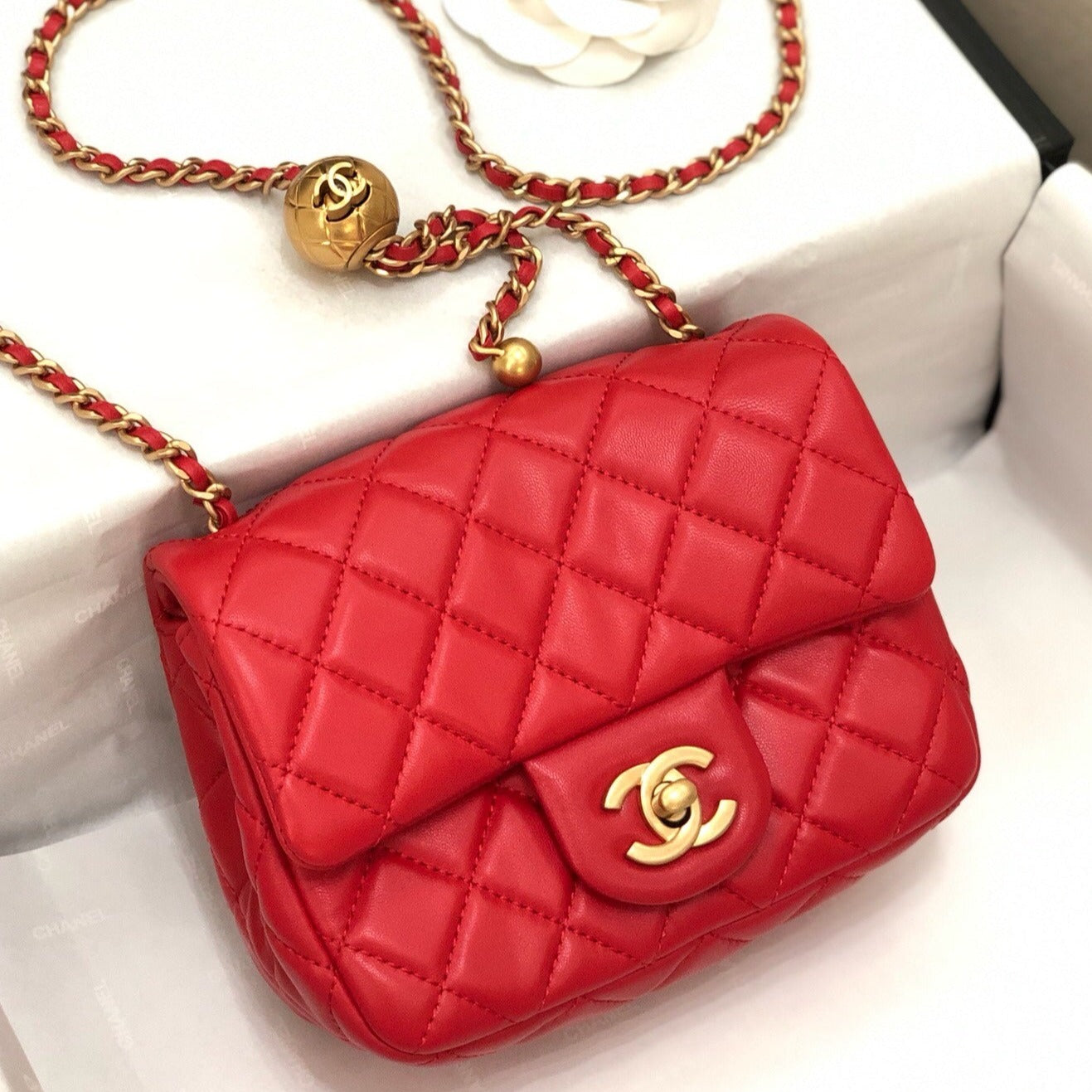 MINI SQUARE CLASSIC FLAP BAG 17CM RED LAMBSKIN GOLD HARDWARE