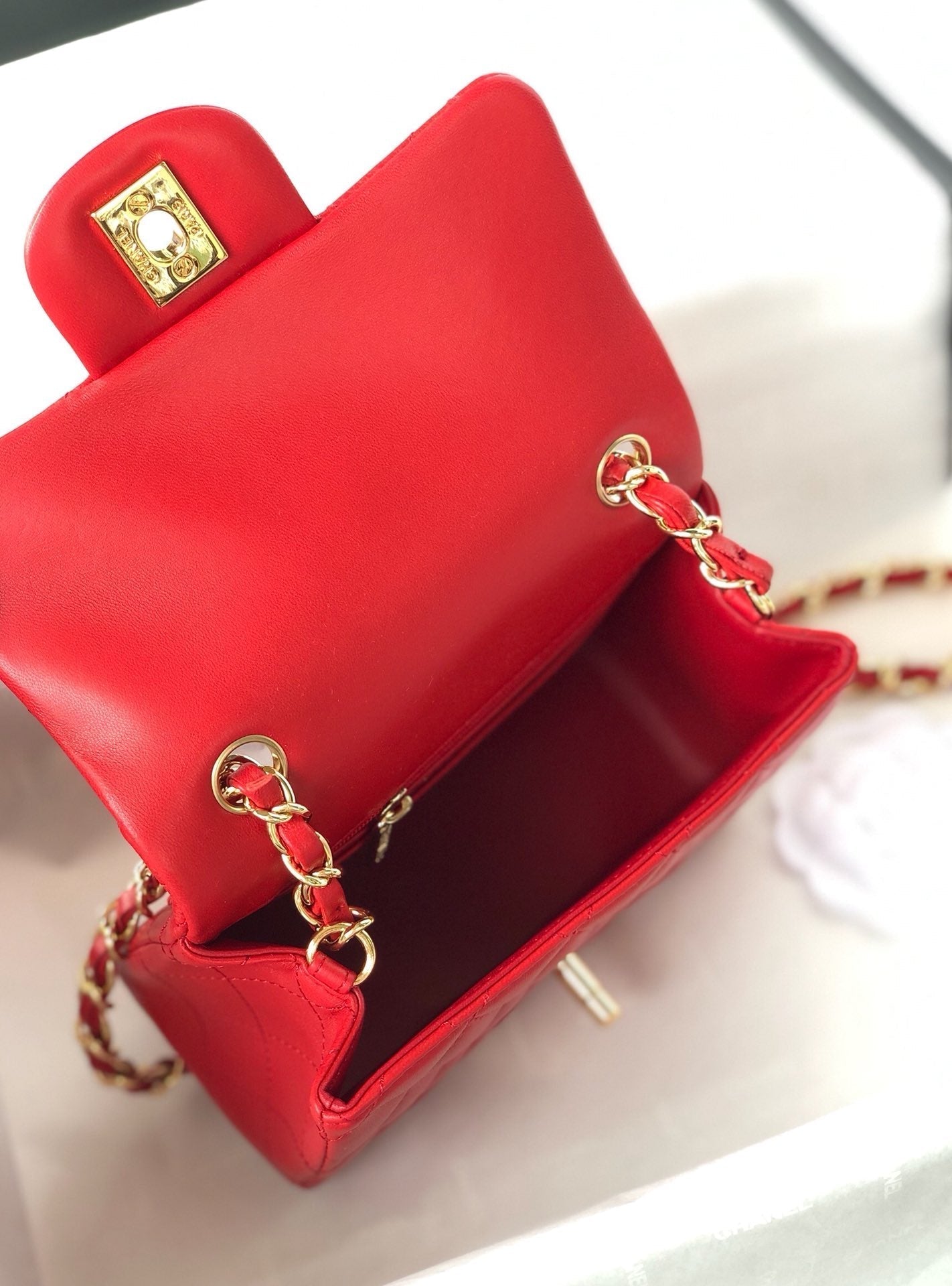 MINI SQUARE FLAP BAG 17CM RED LAMBSKIN GOLD HARDWARE