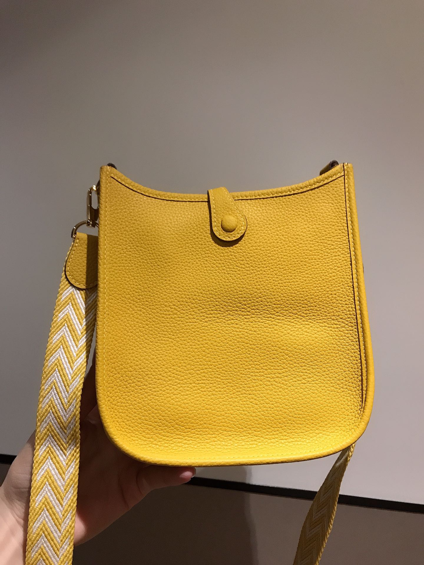 HM EVELYNE MINI 18 AMBER CALFSKIN