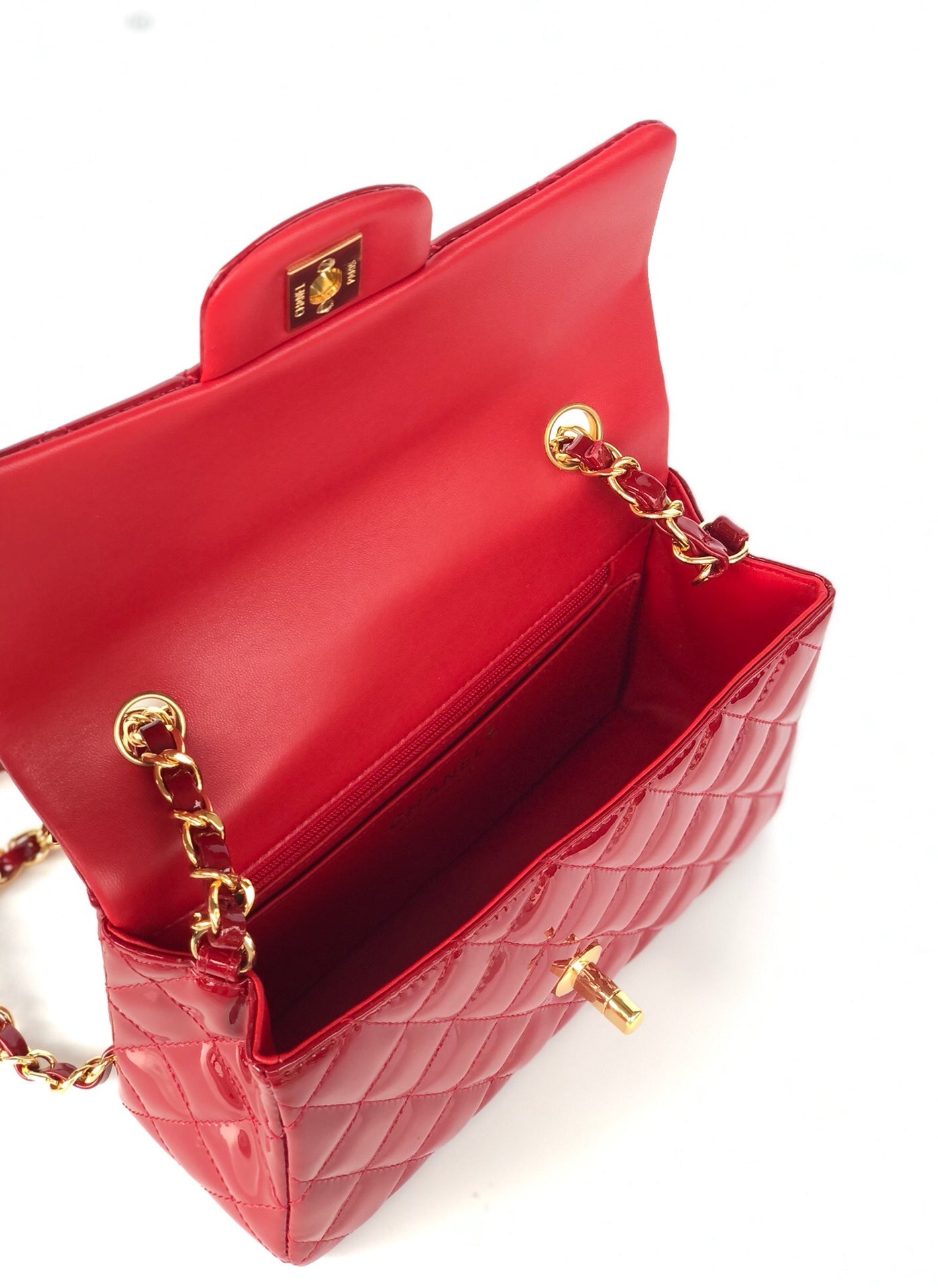 MINI RECTANGLE FLAP BAG 20CM RED PATENT CALFSKIN GOLD HARDWARE