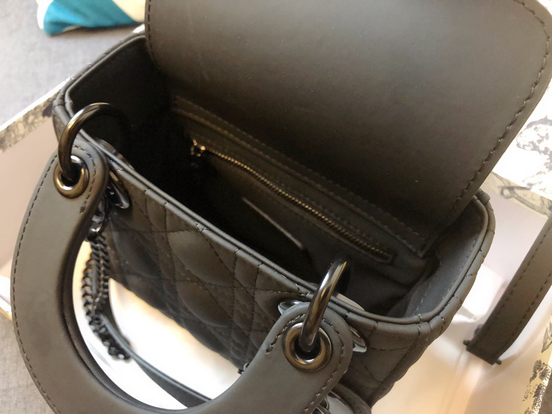 MINI LADY 17 BAG IN BLACK CALFSKIN