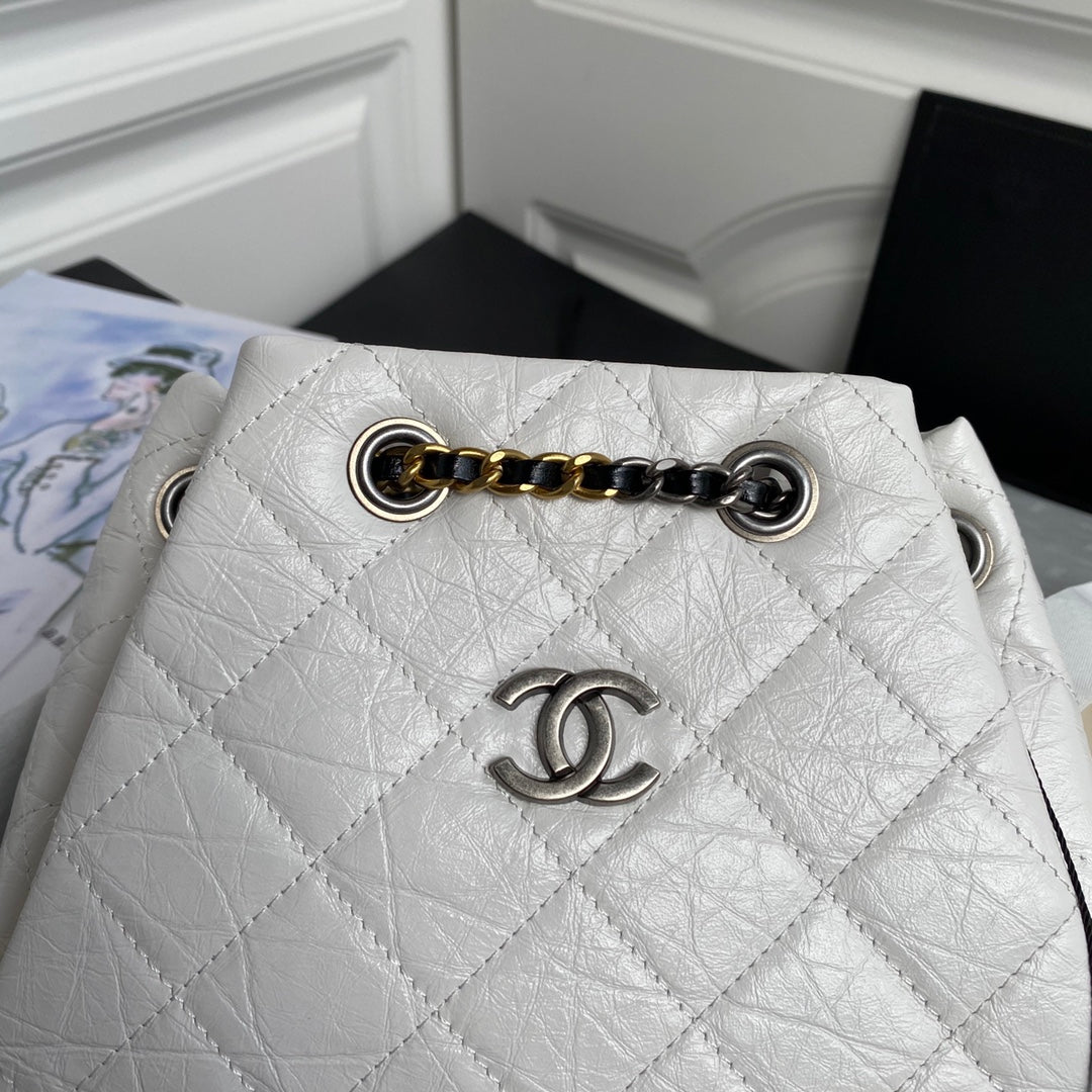 CC GRABRIELLE SMALL 24 BACKPACK IN WHITE MIX BLACK CALFSKIN