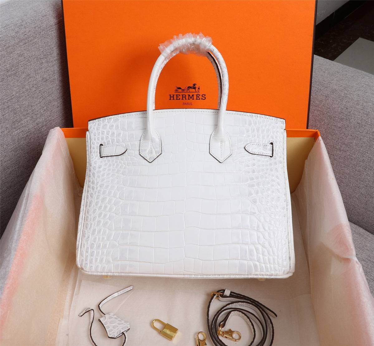 HM BIRKIN BAG 30 ALLIGATOR MOTIF WHITE CALFSKIN