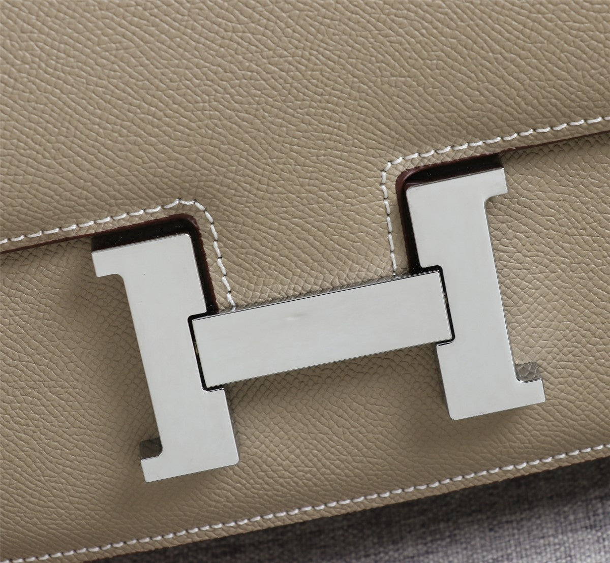 HM CONSTANCE BAGS 19 KHAKI LAMBSKIN SILVER BUCKLE