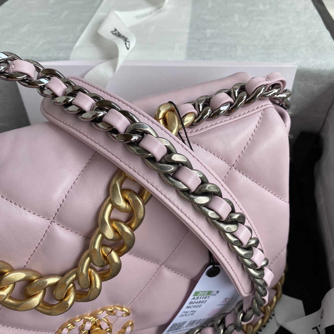 CC 26 SMALL BAG IN LIGHT PINK CALFSKIN