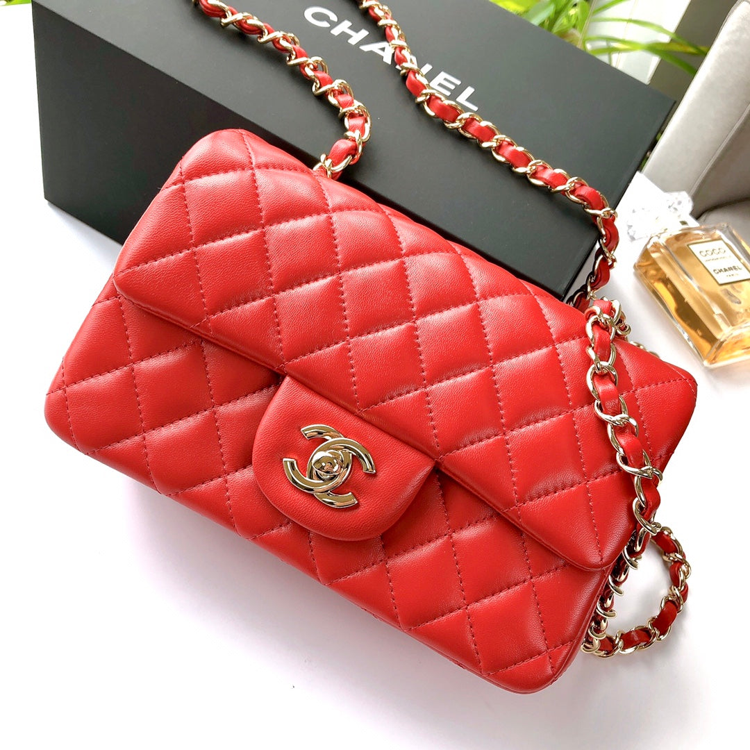 MINI RECTANGLE FLAP BAG 20CM RED LAMBSKIN GOLD HARDWARE