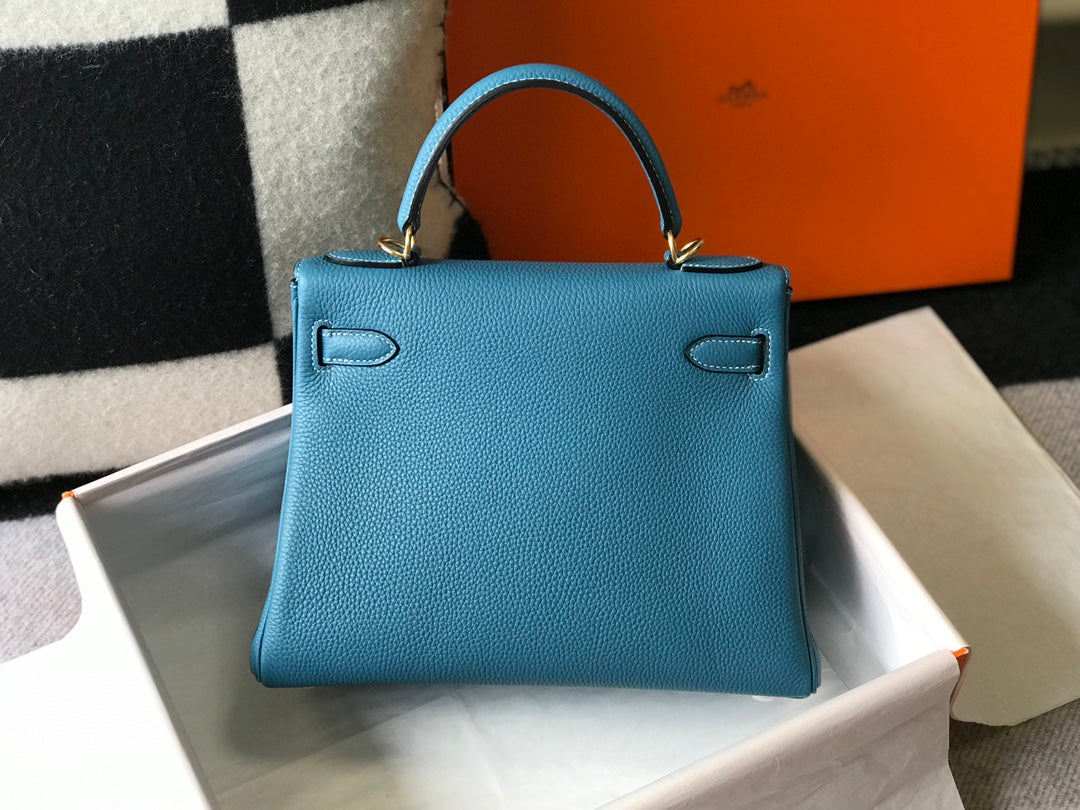 HM KELLY 32CM BAG IN CERULEAN CALFSKIN GOLD HARDWARE