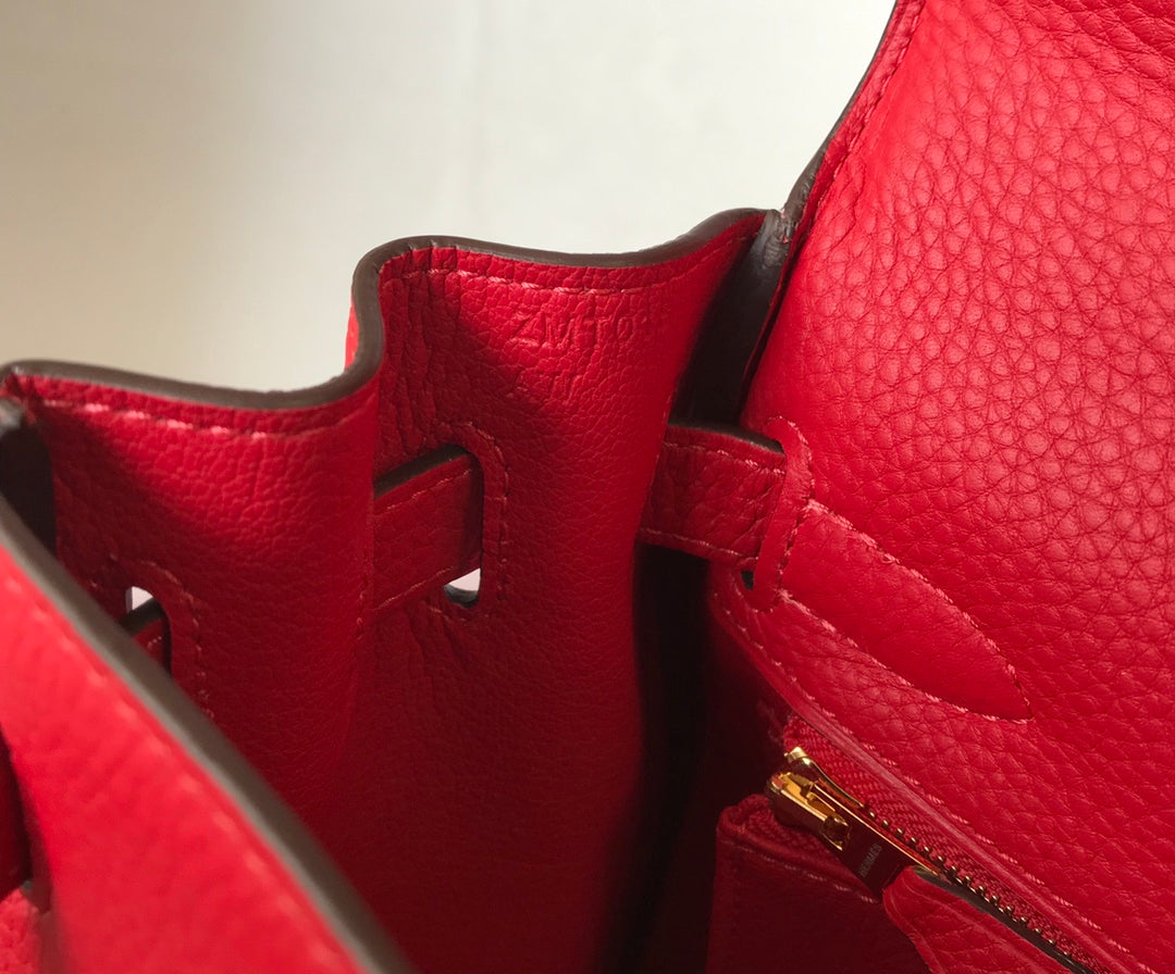 HM KELLY 32CM BAG IN RED CALFSKIN GOLD HARDWARE