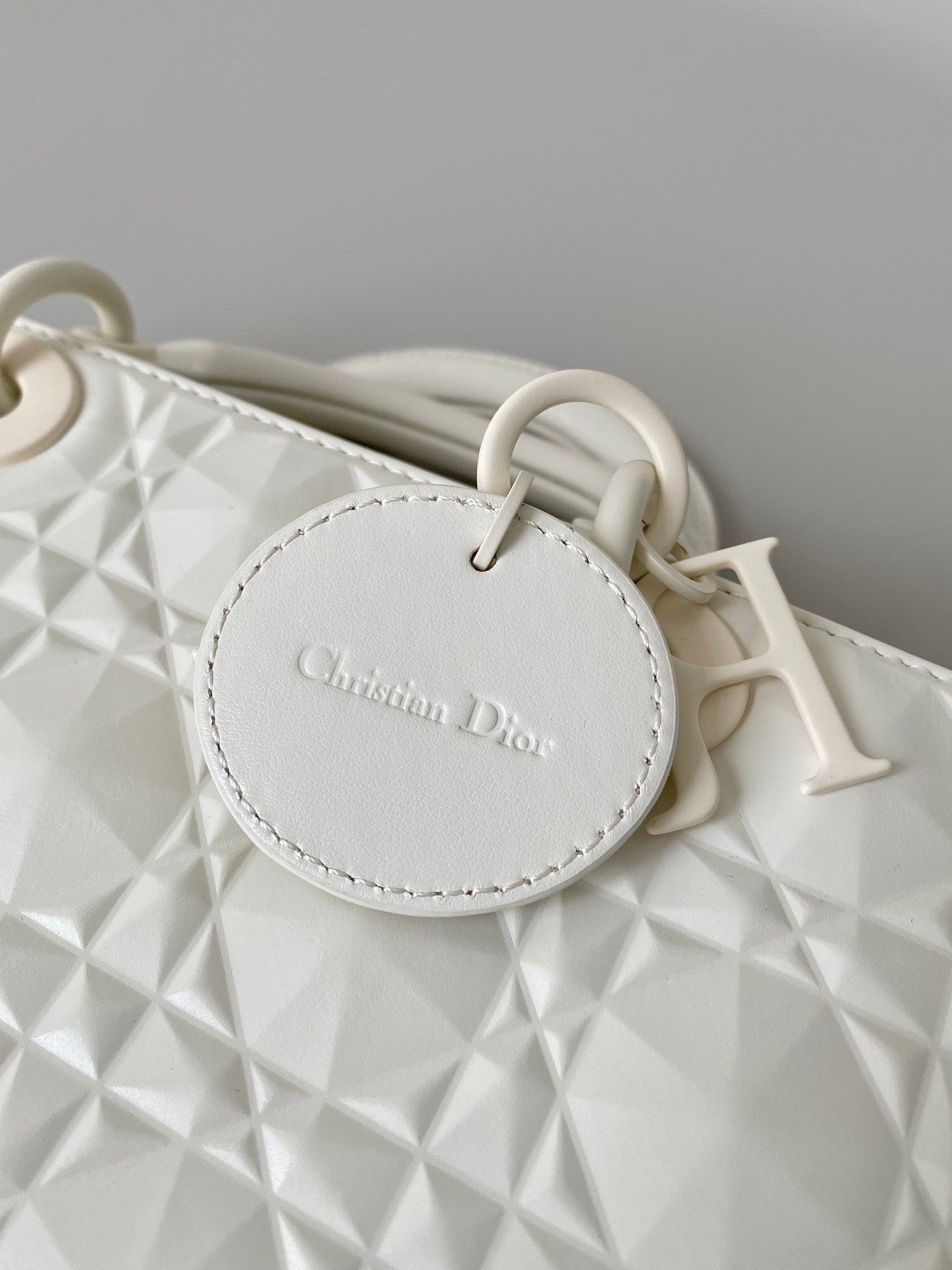 MEDIUM D-JOY BAG 26 IN WHITE CALFSKIN