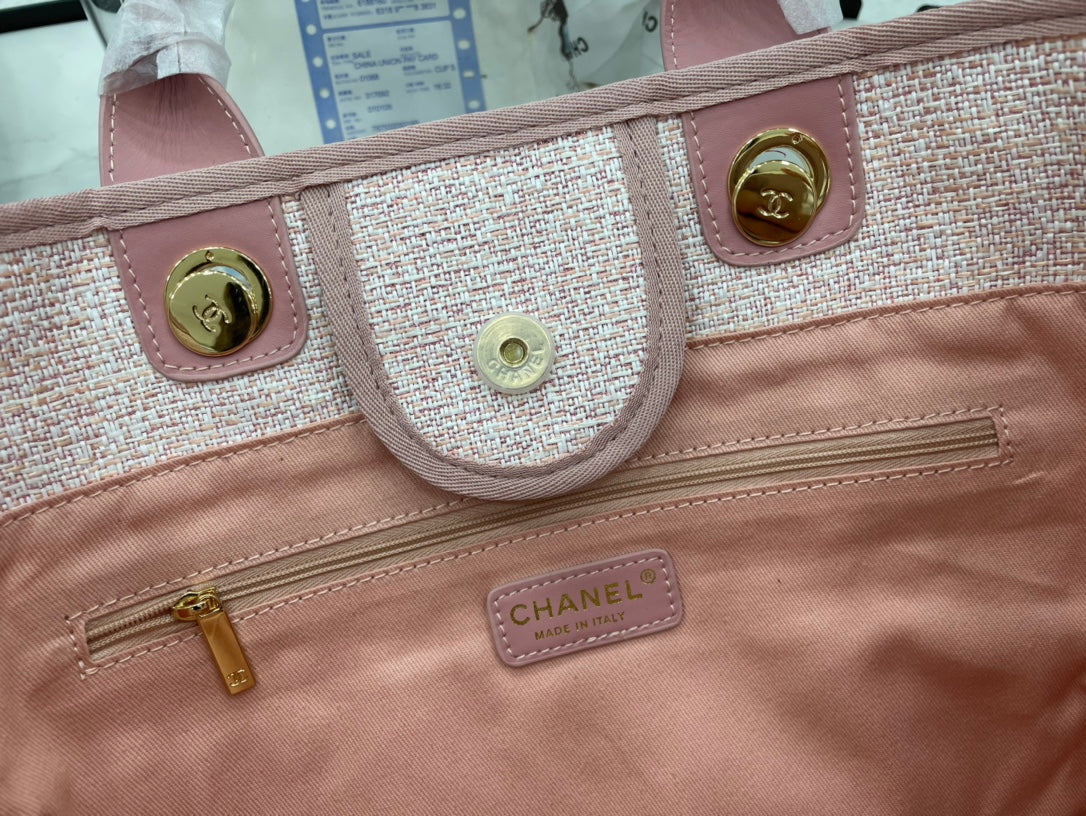 CC DEAUVILLE LARGE 38 TOTE BAG IN LIGHT PINK CANVAS GOLD HARDWARE