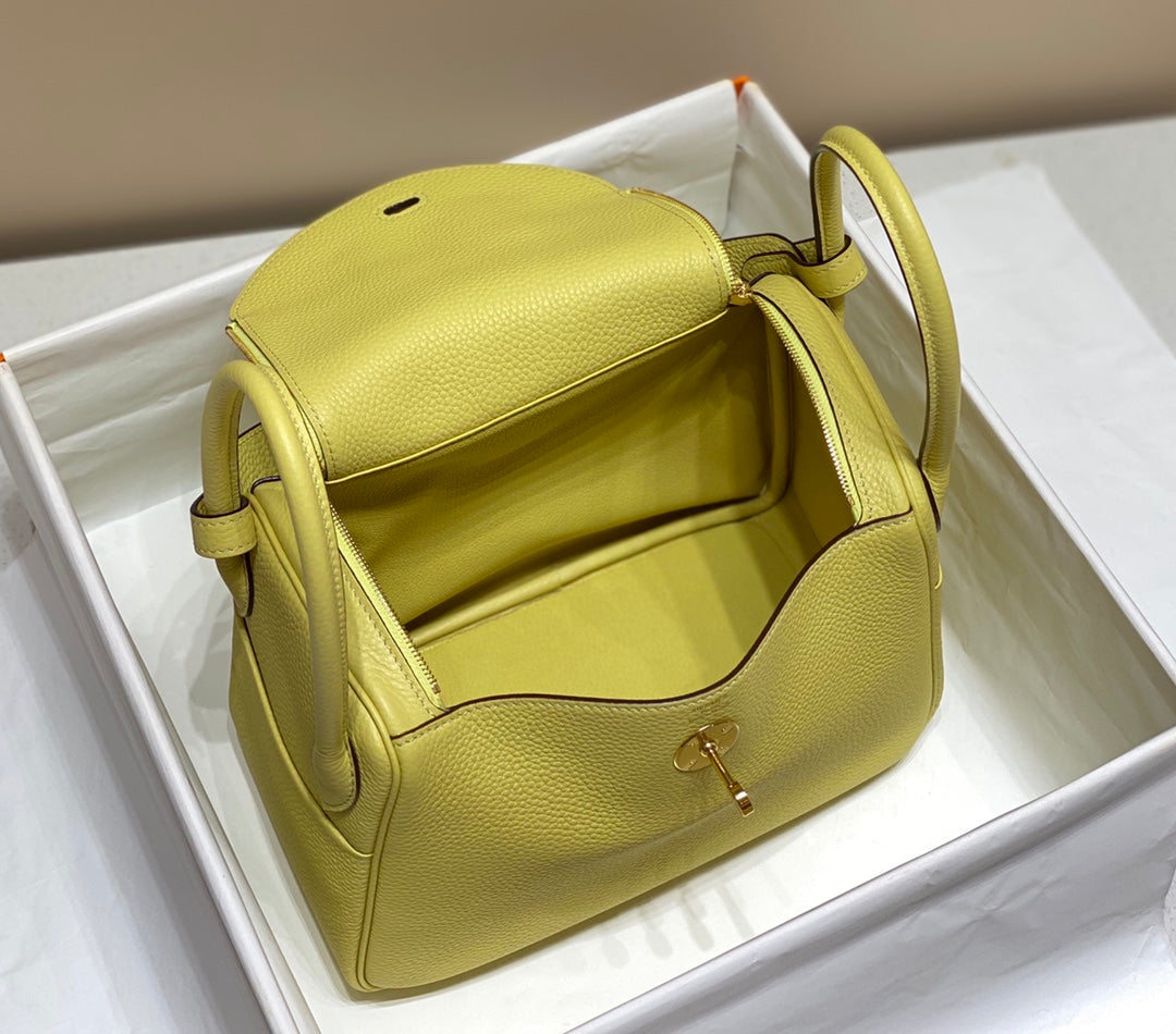 HM LINDY 26 BAG LEMON CALFSKIN