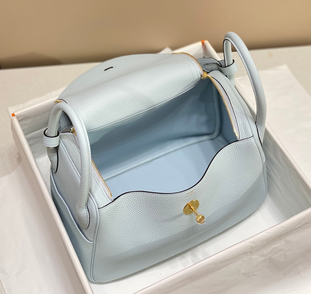 HM LINDY 30 BAG PASTEL BLUE CALFSKIN