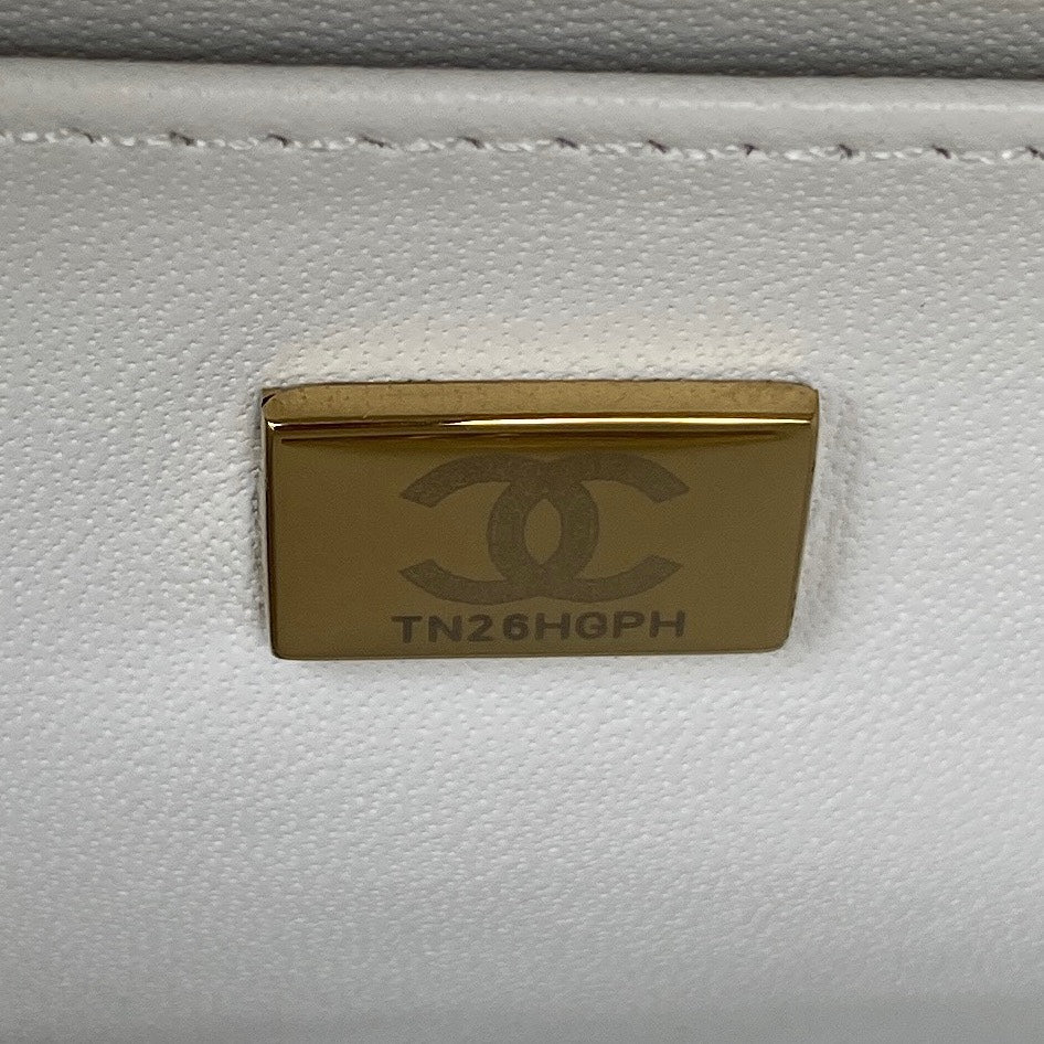 CC MINI 15 BOX BAG IN WHITE CALFSKIN GOLD HARDWARE