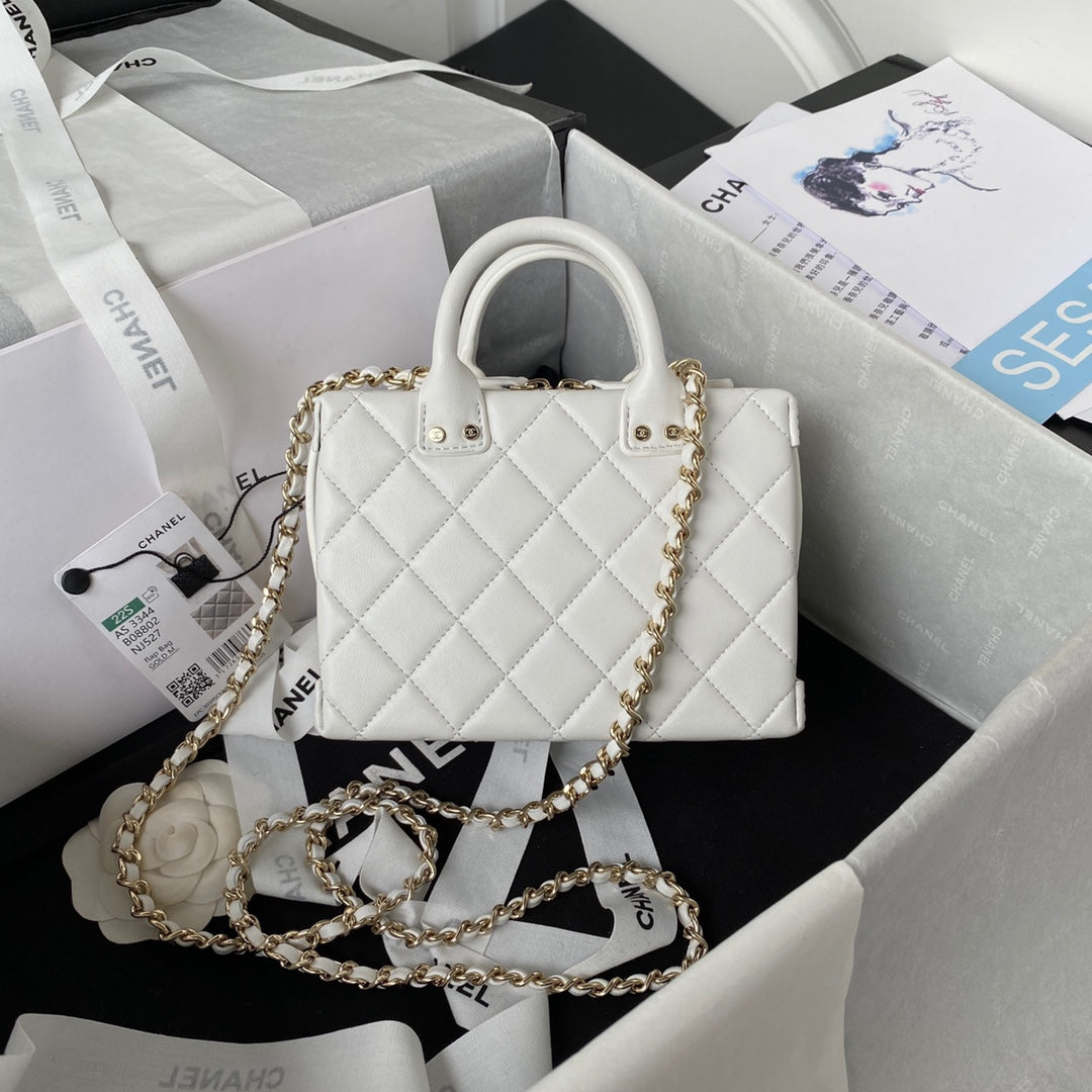 CC MINI 15 BOX BAG IN WHITE CALFSKIN GOLD HARDWARE