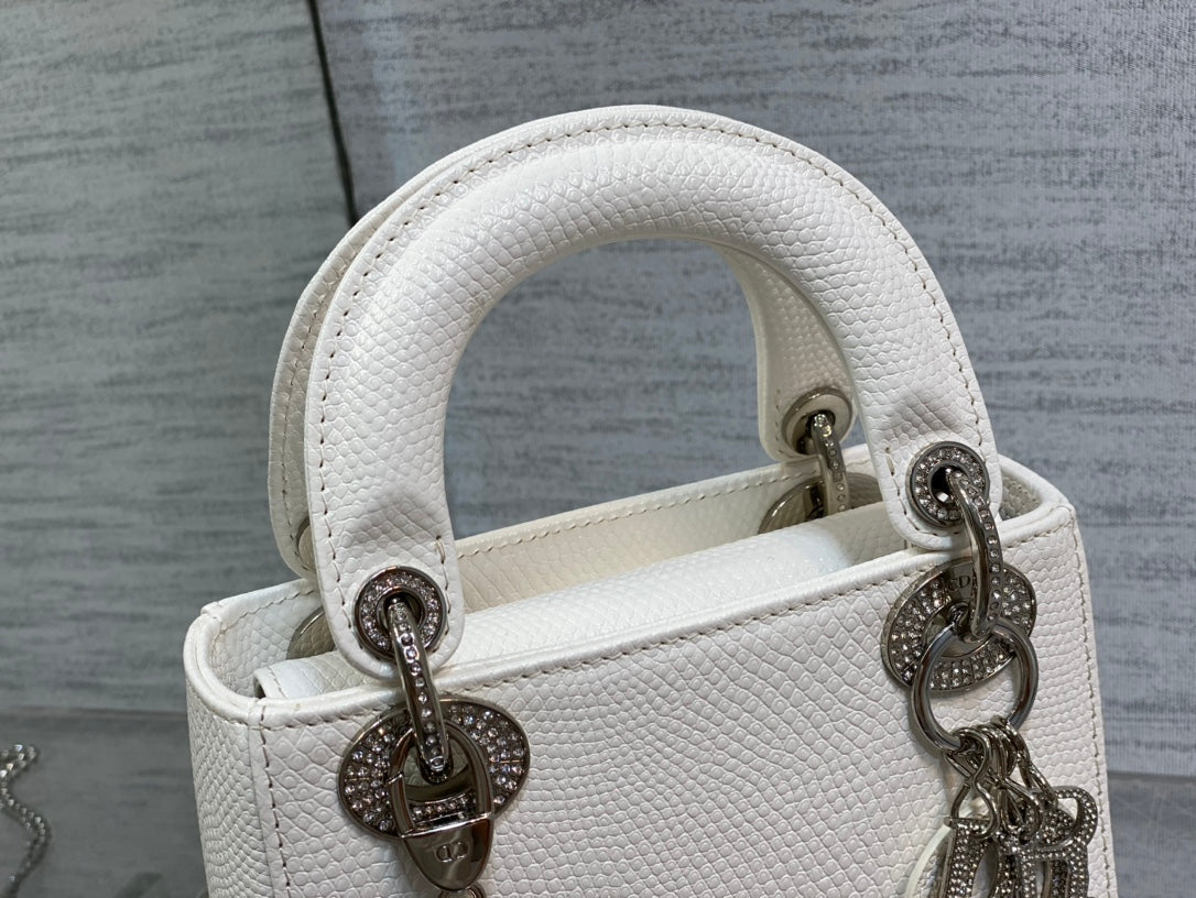 MINI LADY 17 BAG IN WHITE EMBOSSED LAMBSKIN WITH SILVER CLASP