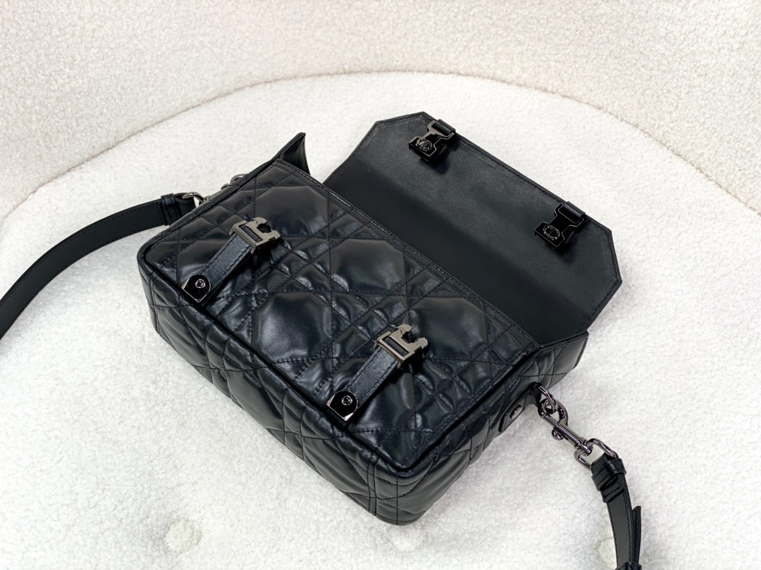 SMALL DIORCAMP BAG 23 IN BLACK CALFSKIN