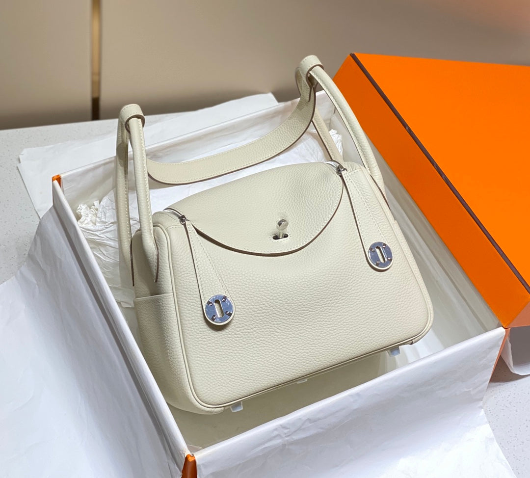 HM LINDY 30 BAG WHITE CALFSKIN