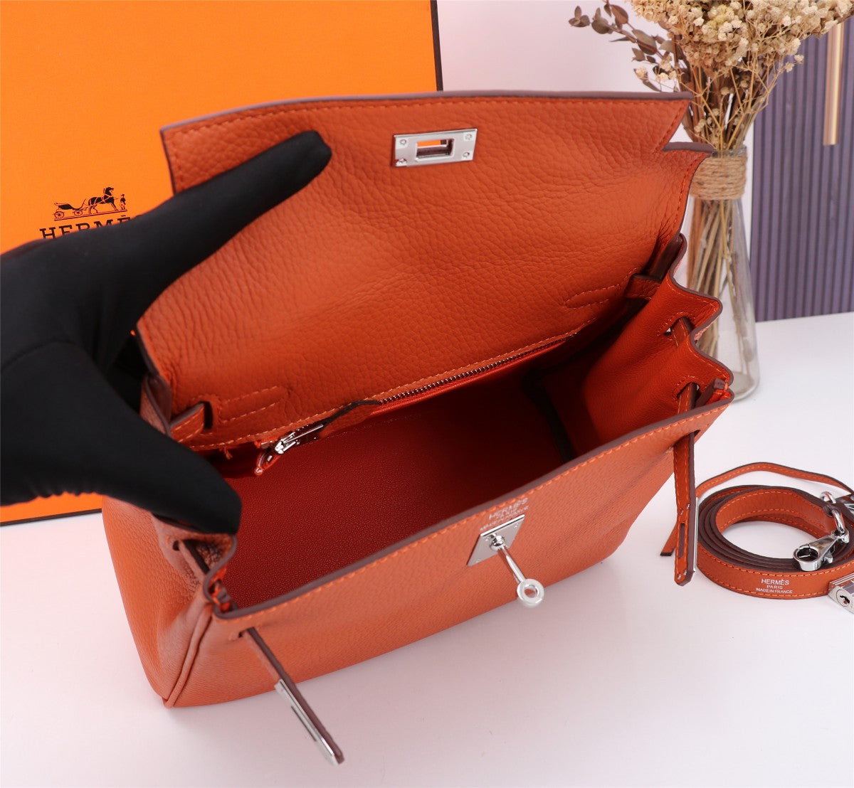 HM KELLY BAG 28 ORANGE CALFSKIN SILVER HARDWARE