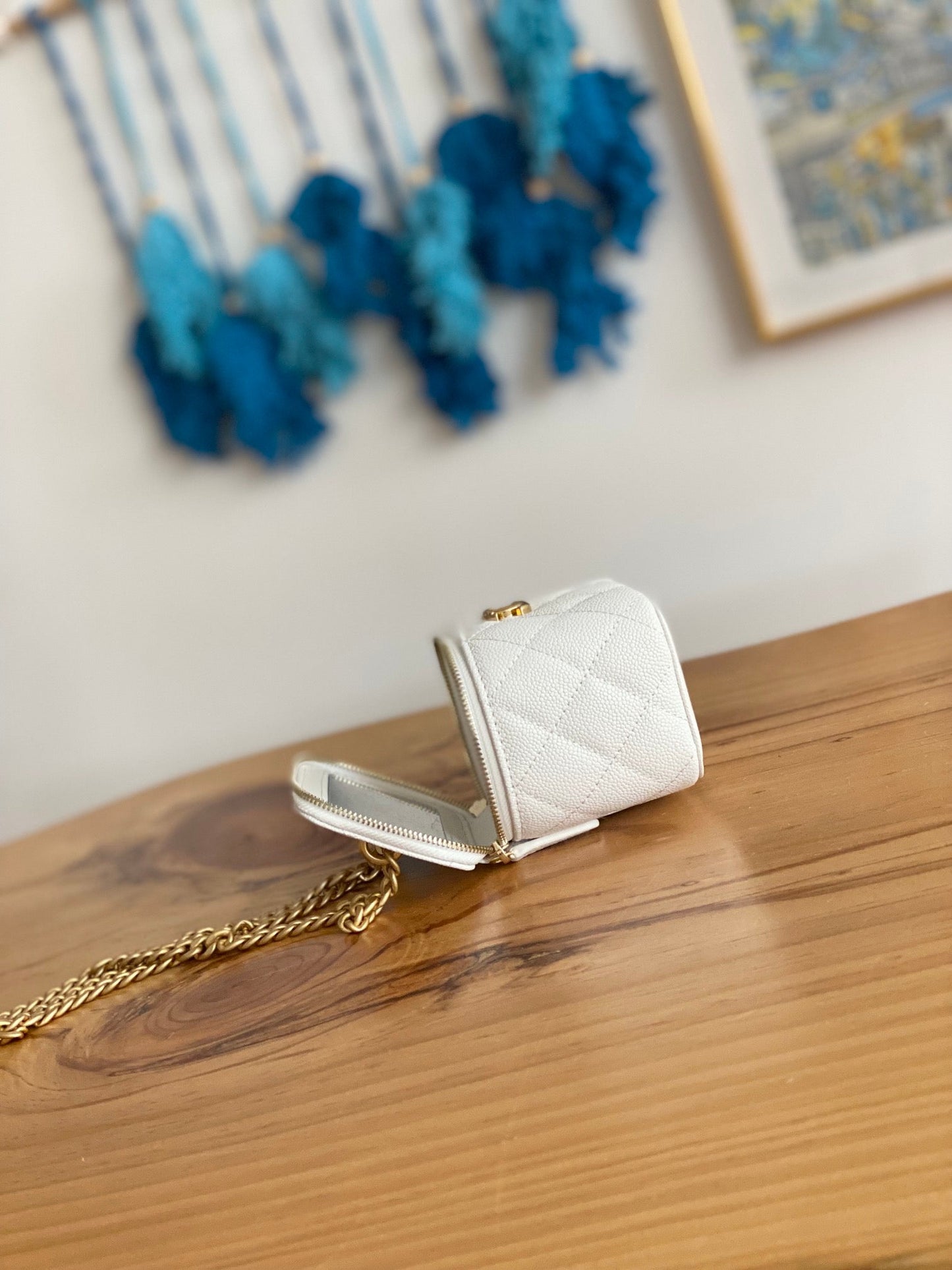 CC MINI 10 VANITY IN WHITE CALFSKIN GOLD HARDWARE