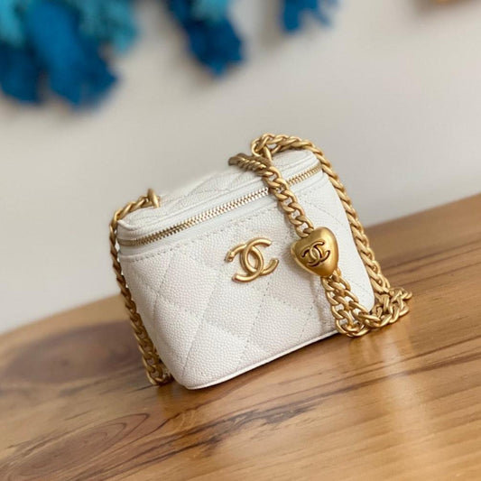 CC MINI 10 VANITY IN WHITE CALFSKIN GOLD HARDWARE