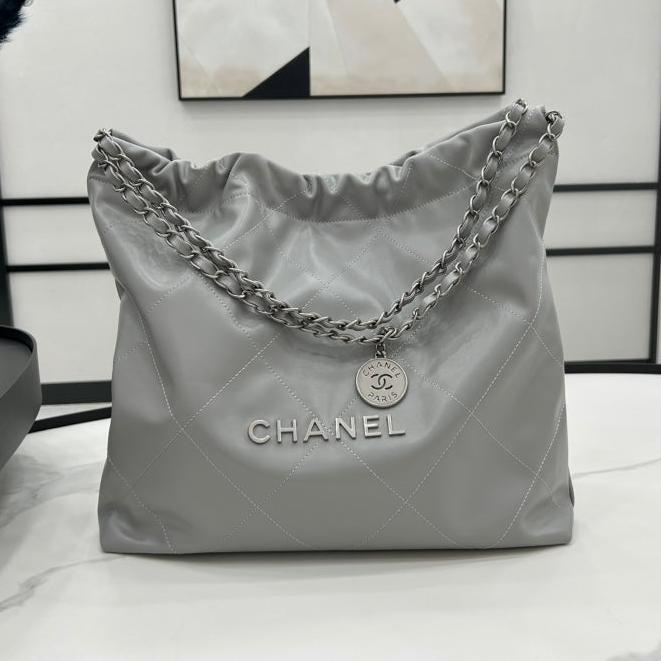 CC LARGE 42 HANDBAG IN GREY CALFSKIN SILVER HARDWARE