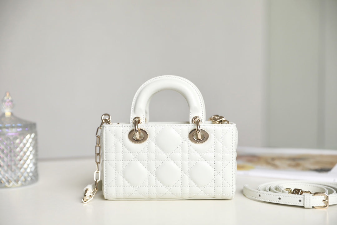 LADY D-JOY MICRO 16 IN WHITE LAMBSKIN