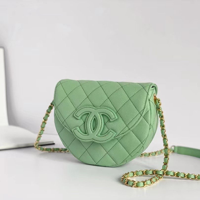 CC Mini Messenger 19cm Light Green Caviar