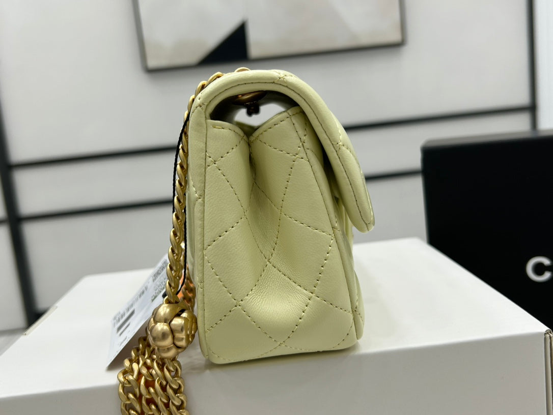 CC SMALL 20 FLAP BAG IN NEON YELLOW CALFSKIN GOLD HARDWARE