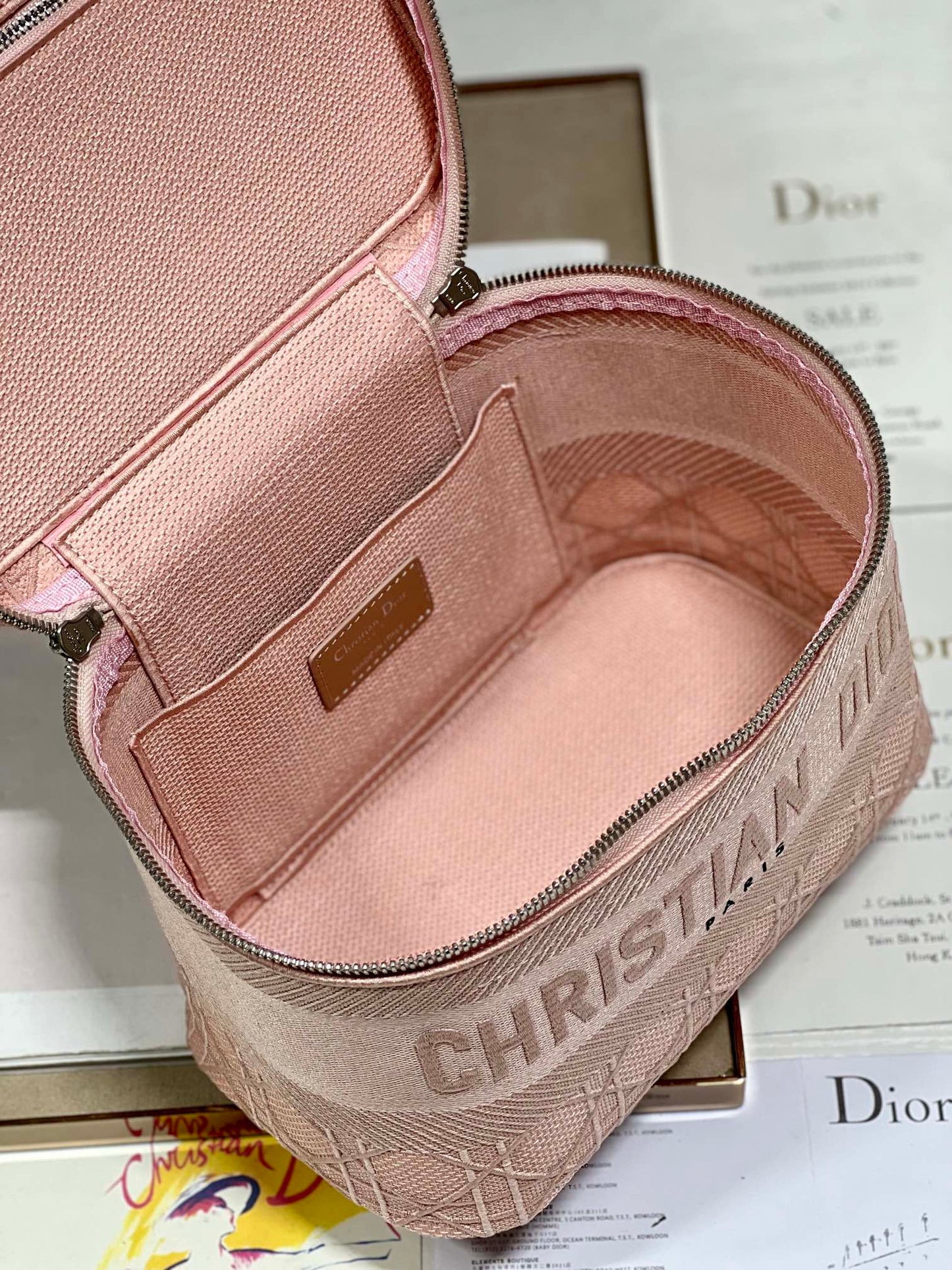 SMALL 25 TRAVEL VANITY CASE WITH SHOULDER STRAP PEACH PINK