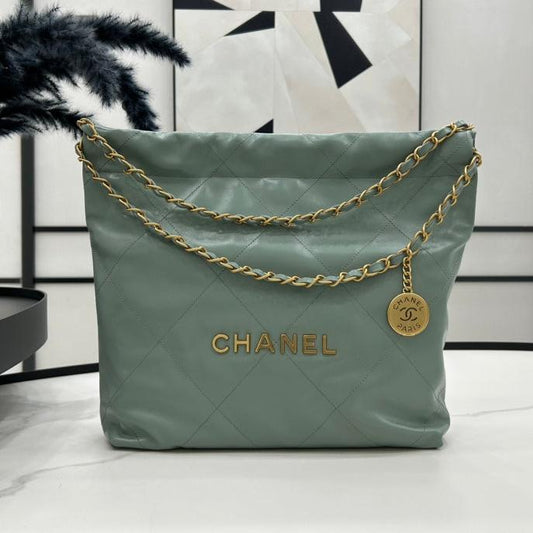 CC MEDIUM 37 HANDBAG IN GREEN SAGE CALFSKIN GOLD HARDWARE