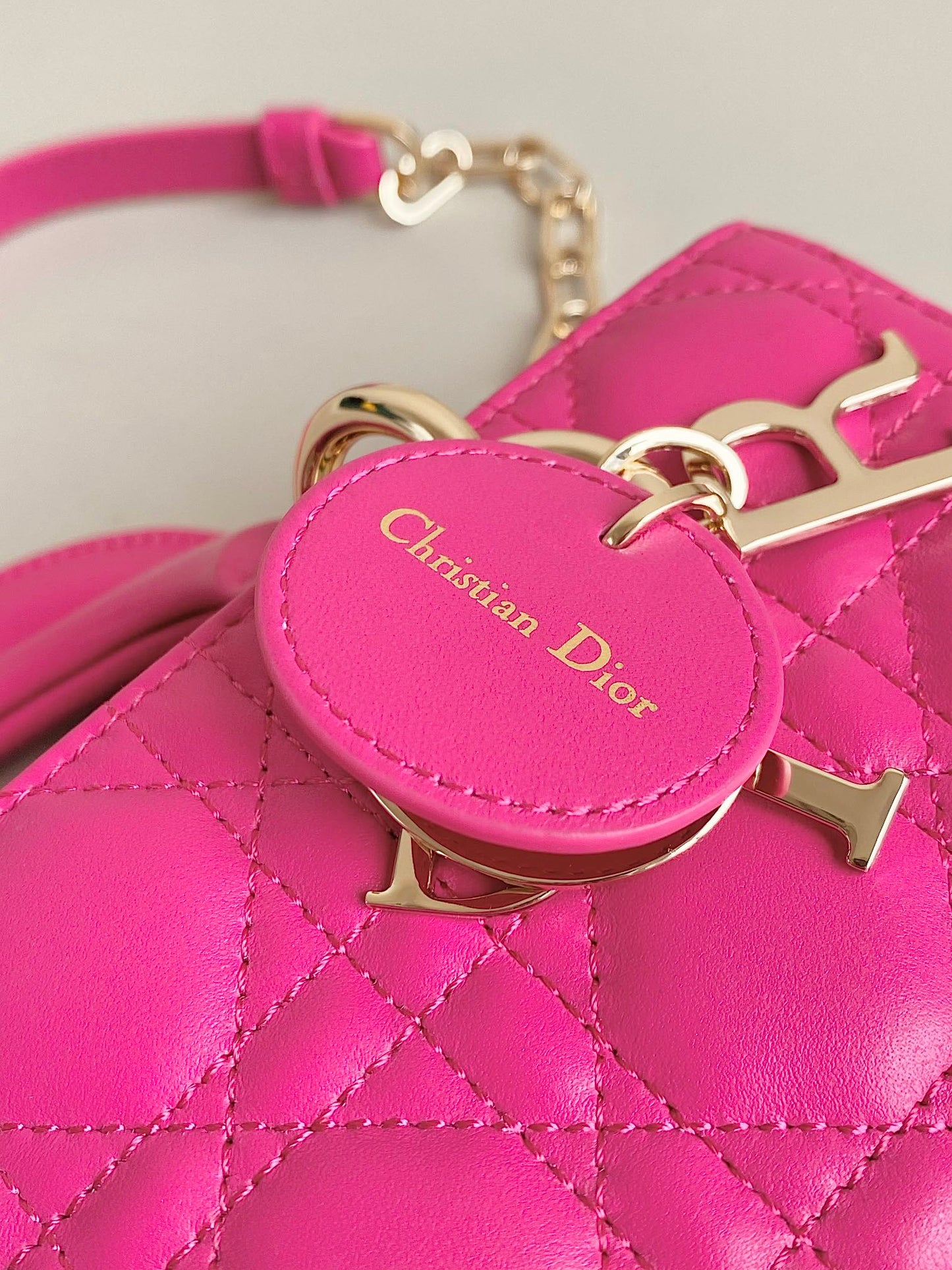 D-JOY BAG 22 IN HOT PINK LAMBSKIN