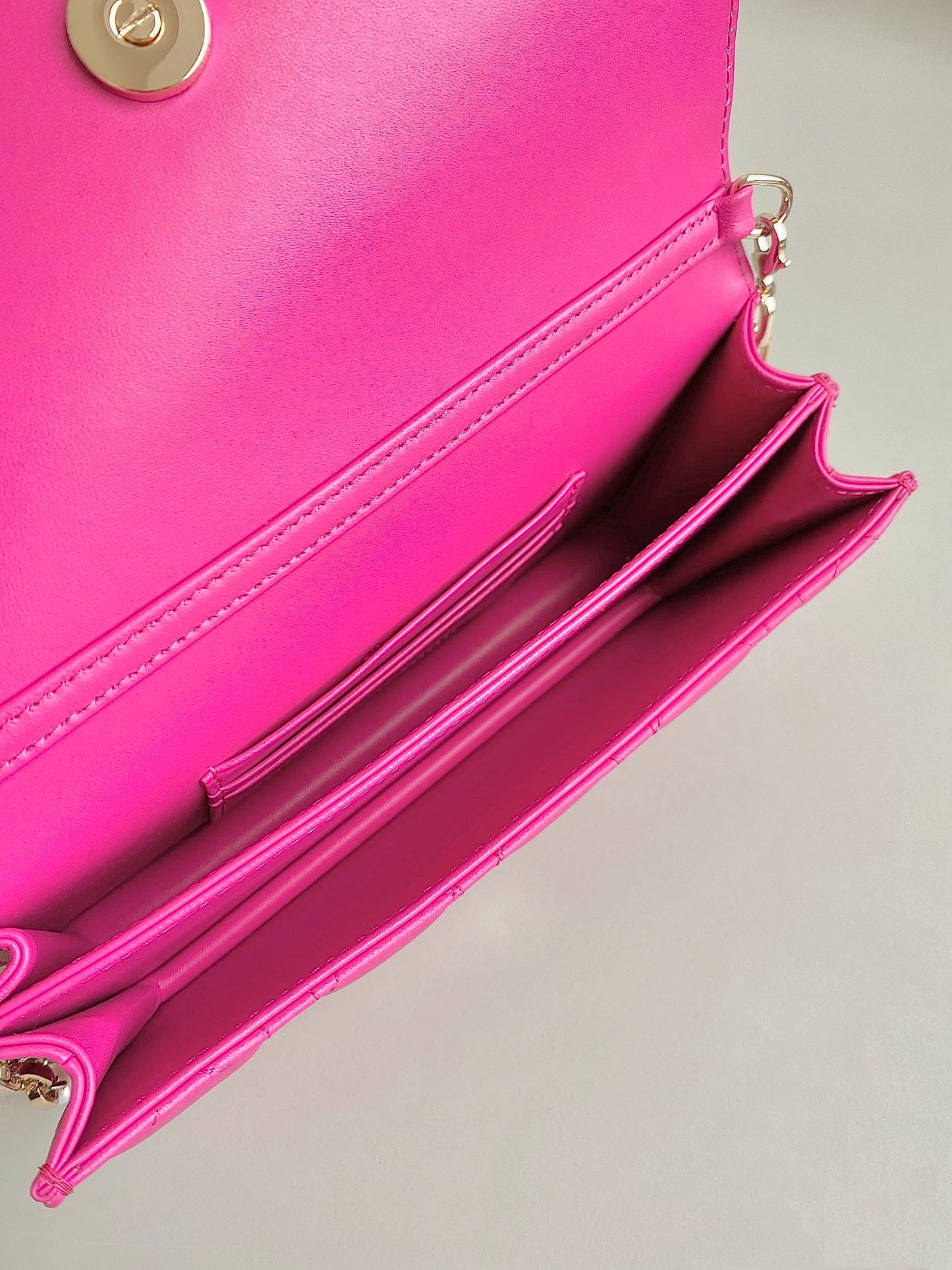 MICRO LADY 12 BAG IN HOT PINK LAMBSKIN