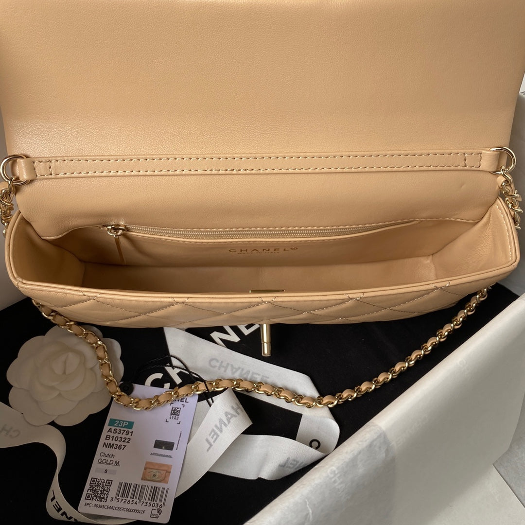 CC 26 CLUTCH WITH CHAIN BAG IN DARK BEIGE CALFSKIN