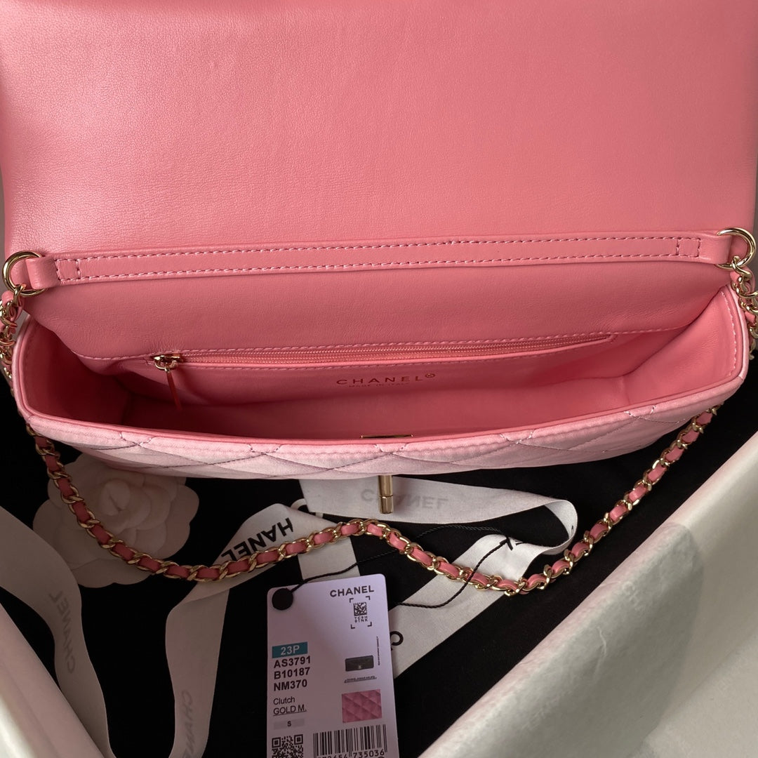 CC 26 CLUTCH WITH CHAIN BAG IN ROSE PINK CALFSKIN