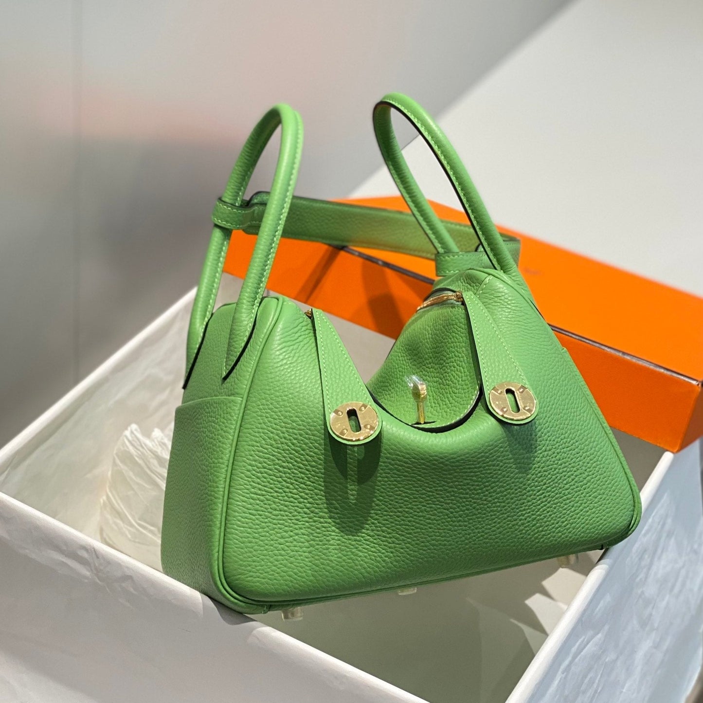 HM LINDY 30 BAG KELLY GREEN CALFSKIN