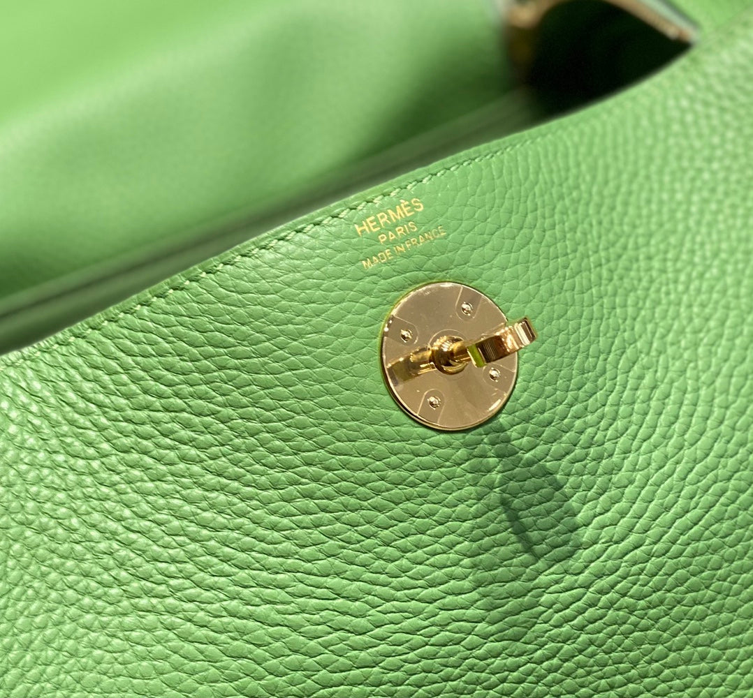 HM LINDY 26 BAG KELLY GREEN CALFSKIN