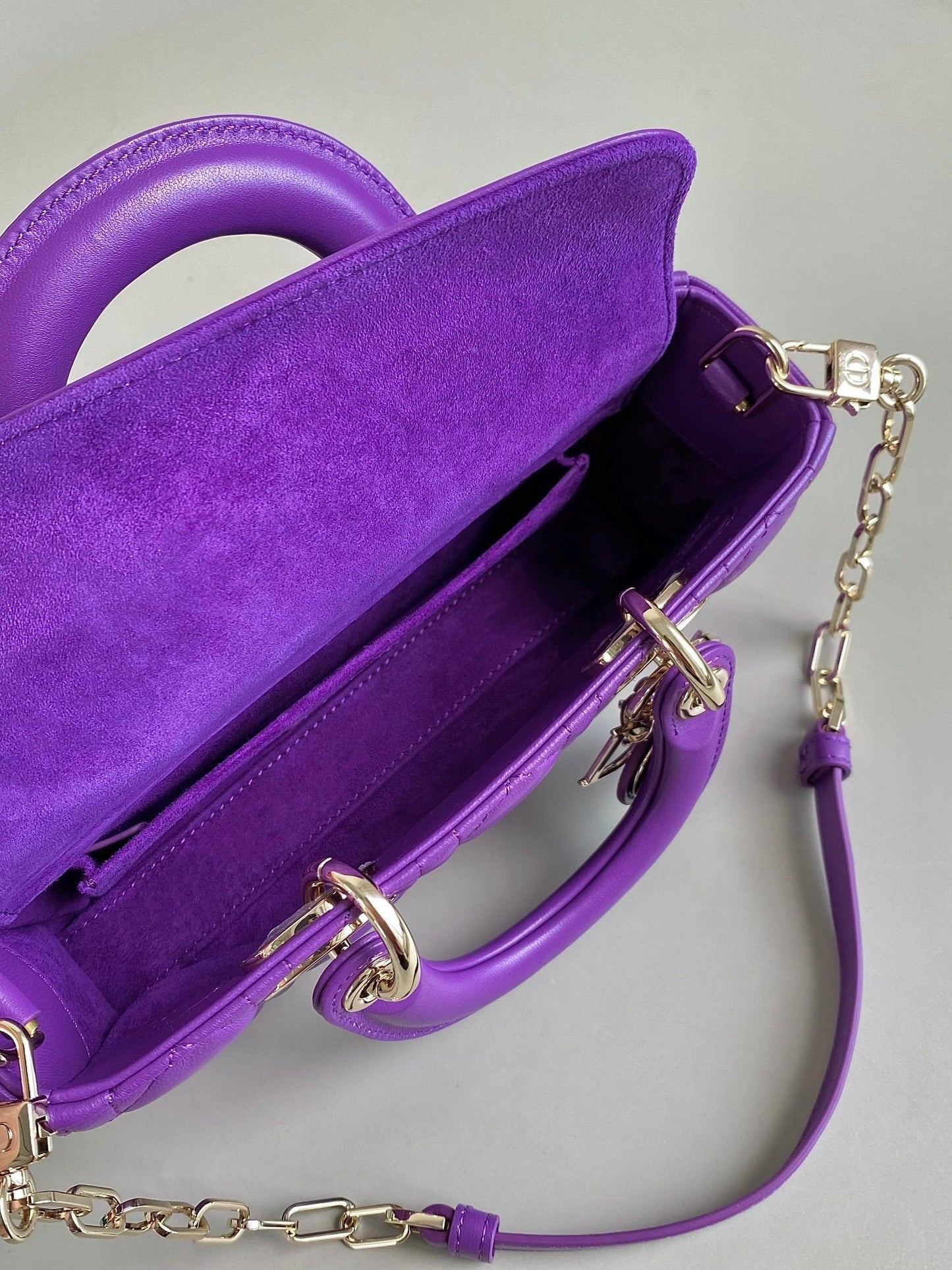 D-JOY BAG 22 IN VIOLET PURPLE LAMBSKIN