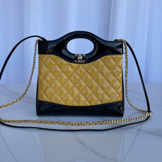 CC MINI 23 SHOPPING BAG IN GLOSSY BLACK MIX MUSTARD YELLOW CALFSKIN