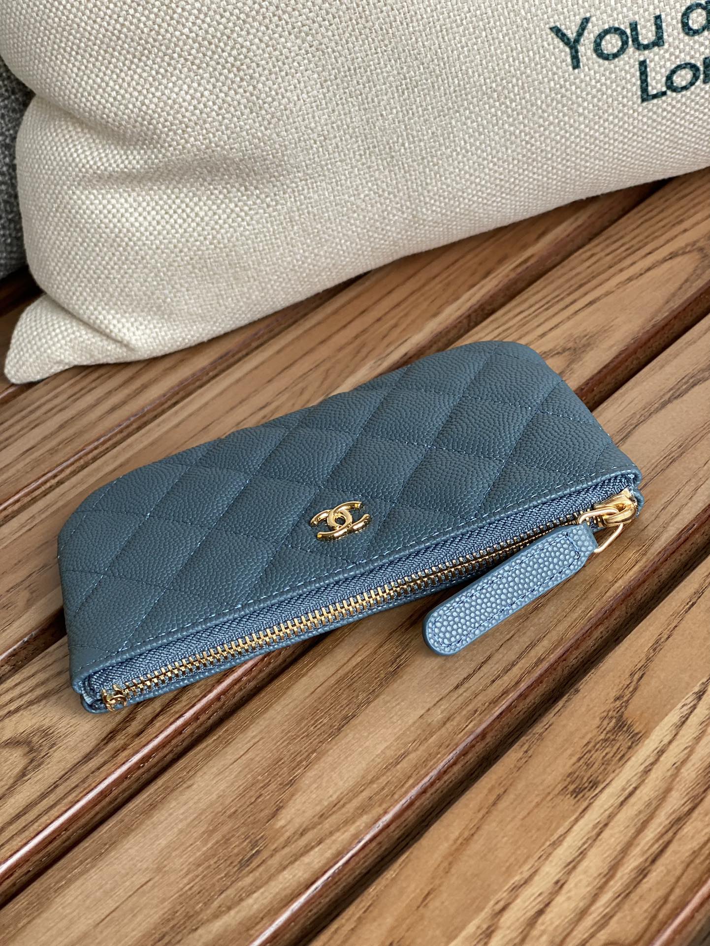 CC CLASSIC SMALL 15 ZIPPED POUCH IN TEAL GREEN GRAINED CALFSKIN