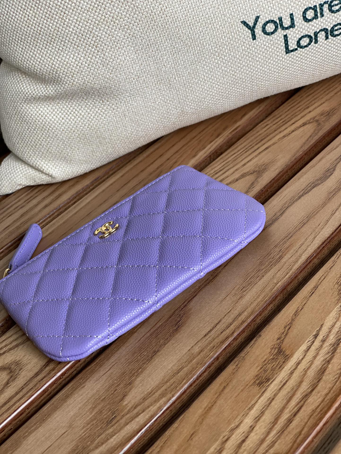 CC CLASSIC SMALL 15 ZIPPED POUCH IN AMETHYST PURPLE GRAINED CALFSKIN