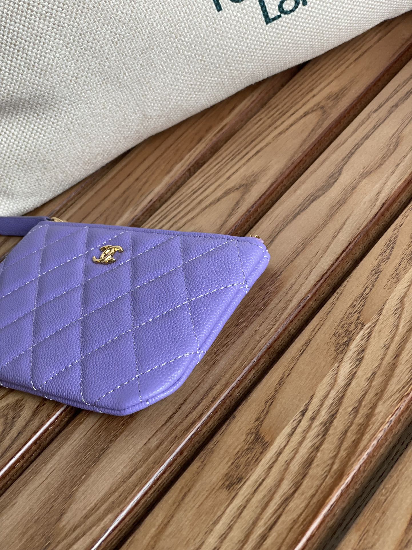 CC CLASSIC SMALL 15 ZIPPED POUCH IN AMETHYST PURPLE GRAINED CALFSKIN