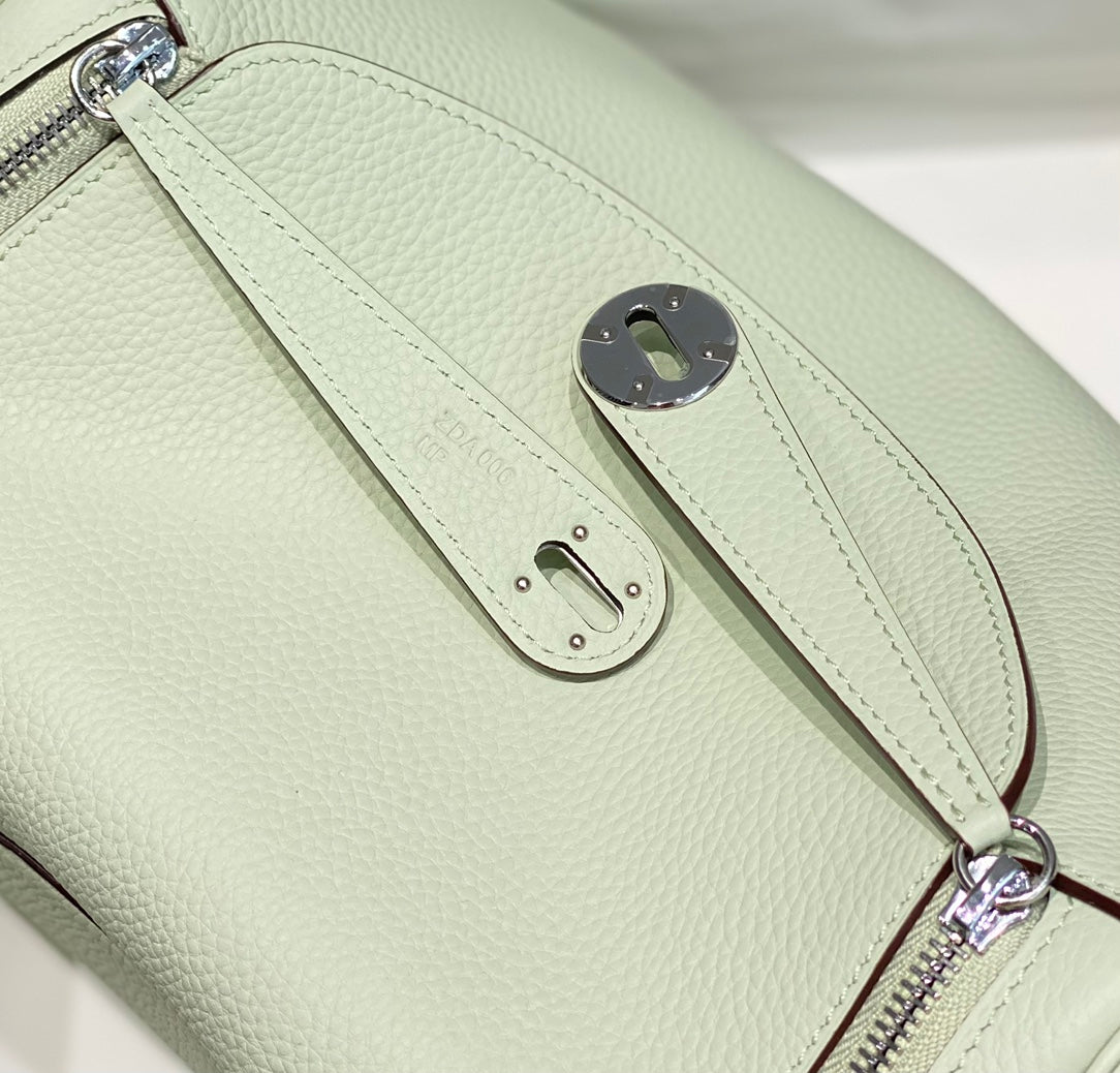 HM LINDY 30 BAG MINT CALFSKIN