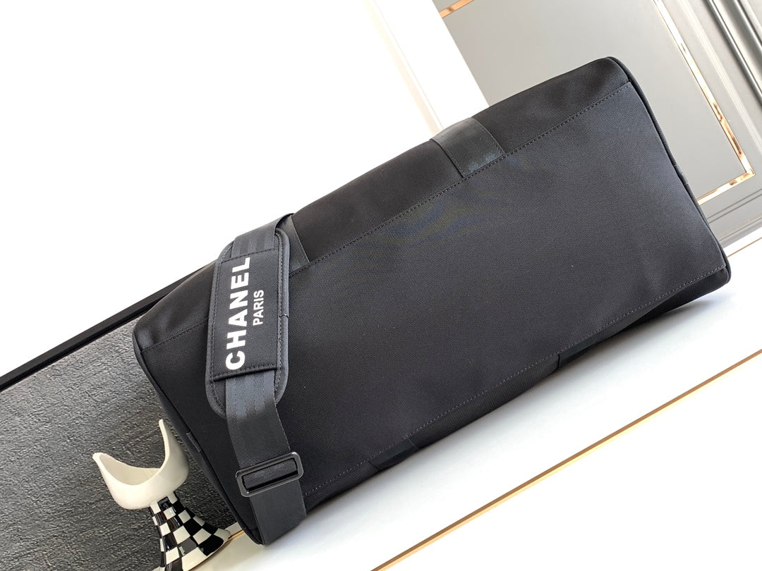 CC TRAVEL BAG 45 IN BLACK CANVAS